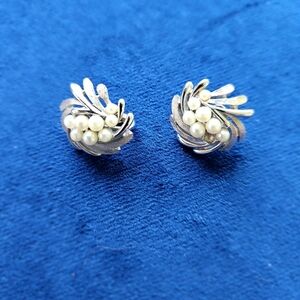 Vintage clip on earrings